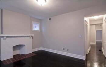 7036 Forsyth Blvd in Clayton, MO - Foto de edificio - Building Photo