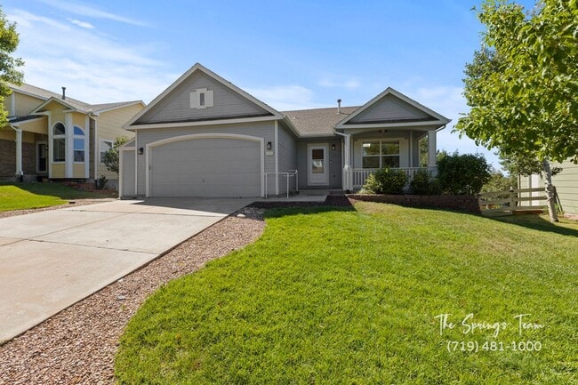 108 Pistol Creek Dr in Monument, CO - Building Photo - Building Photo