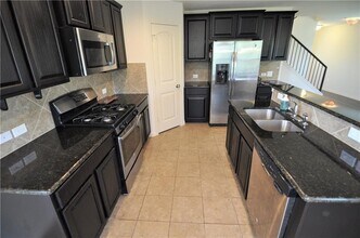 11000 Pilgrimage Dr in Austin, TX - Building Photo - Building Photo