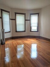 9 Belknap St, Unit 3 in Somerville, MA - Building Photo - Building Photo
