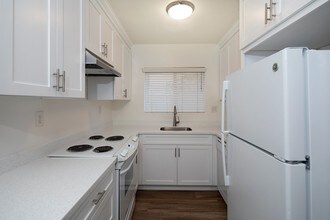 3172 Adams Ave in San Diego, CA - Building Photo - Building Photo