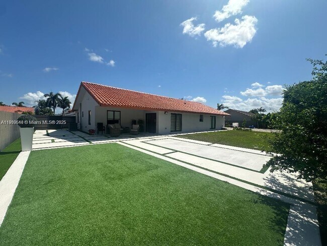 18781 SW 294th Terrace in Homestead, FL - Building Photo - Building Photo