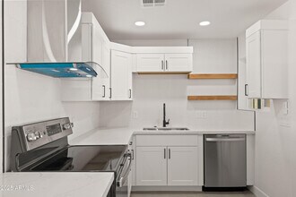 2056 E Orange St. in Tempe, AZ - Building Photo - Building Photo