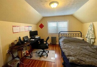 123 Winthrop St in Medford, MA - Foto de edificio - Building Photo