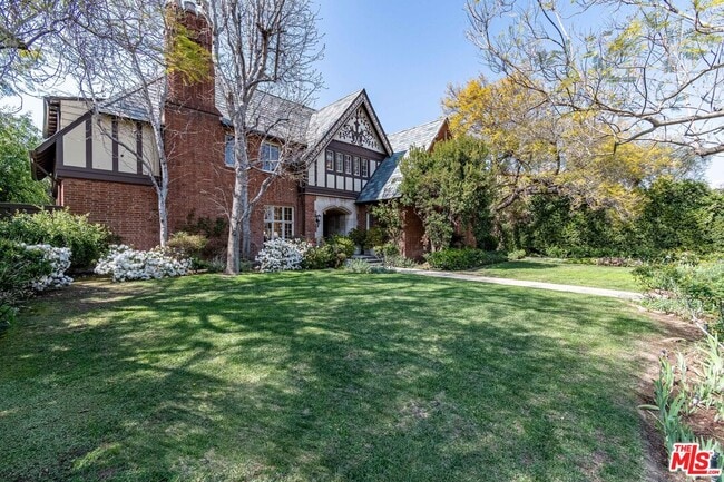 property at 145 S Hudson Ave