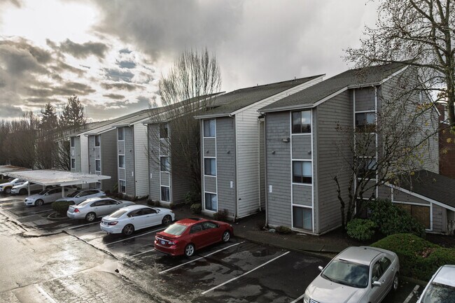 Waterbrook Loft and Apartments in Kent, WA - Building Photo - Building Photo