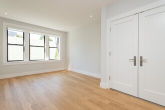4 Elko St, Unit 3 in Boston, MA - Building Photo - Building Photo