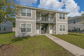 Sunbeam Villas in Jacksonville, FL - Foto de edificio - Building Photo