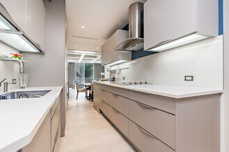 400 S Ocean Blvd in Palm Beach, FL - Building Photo - Building Photo