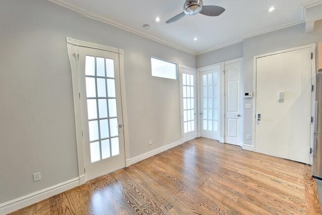 232 E 14th St, Unit 4A in New York, NY - Building Photo - Building Photo