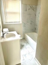 28449 Glenwood St in Inkster, MI - Building Photo - Building Photo