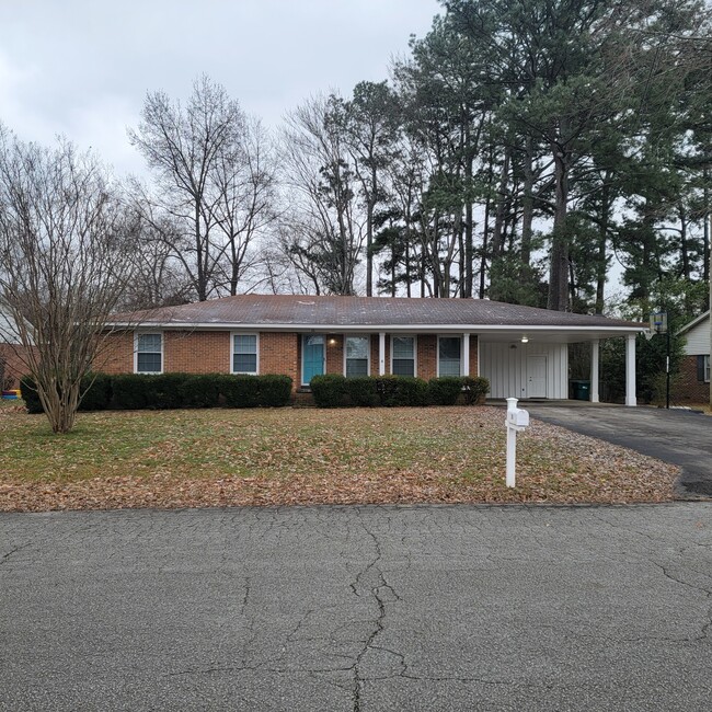 36 Franwood Dr in Jackson, TN - Foto de edificio - Building Photo