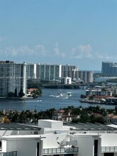 3330 NE 190th St, Unit 2019 in Aventura, FL - Foto de edificio - Building Photo