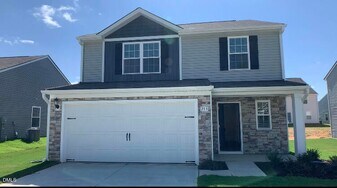 213 Brisk Dr in Zebulon, NC - Building Photo