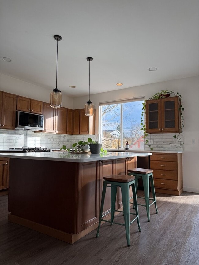 1725 SW 346th Pl in Federal Way, WA - Building Photo - Building Photo