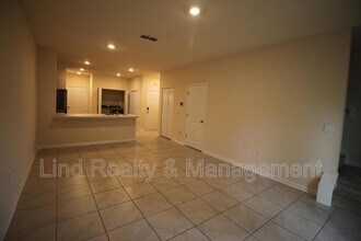 7695 Legacy Trl in Jacksonville, FL - Building Photo - Building Photo