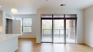 Frederick Lofts in Milwaukee, WI - Building Photo - Building Photo