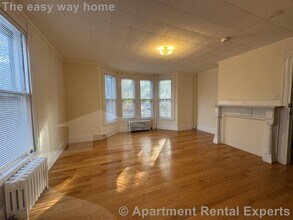 381 Harvard St in Cambridge, MA - Building Photo - Building Photo