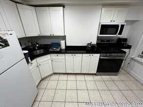 848 Huntington Ave in Boston, MA - Building Photo - Building Photo
