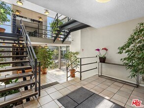 7949 Selma Ave in Los Angeles, CA - Building Photo - Building Photo