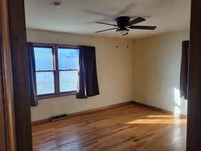 819 Beattie Cir in Sterling, CO - Building Photo - Building Photo