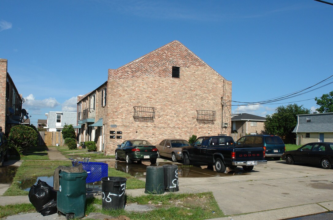 3105 Houma Blvd in Metairie, LA - Building Photo