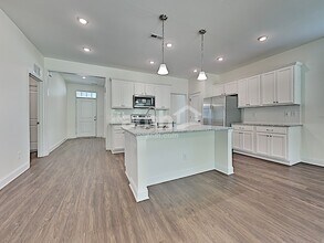 109 Pullen Dr in Clayton, NC - Foto de edificio - Building Photo