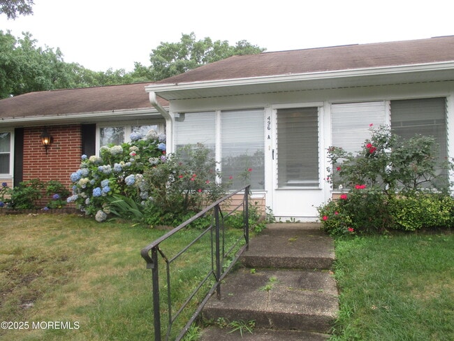 property at 496A Thornbury Ct