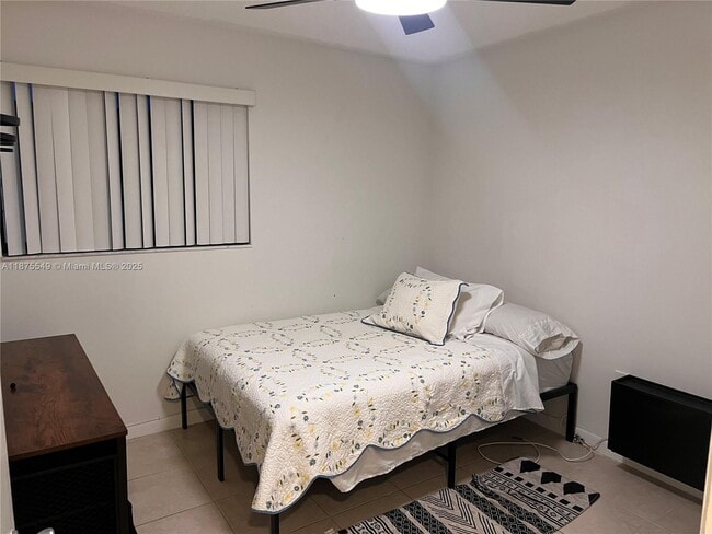 4726 SW 67th Ave in Miami, FL - Building Photo - Building Photo