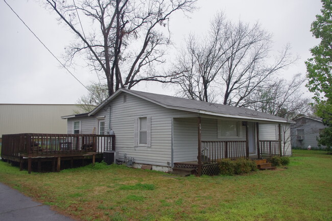 501 N Pecan St in Beebe, AR - Building Photo - Building Photo