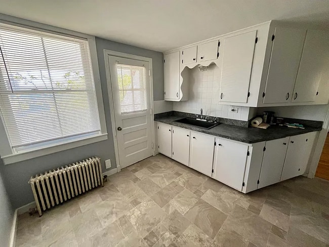 13 Pennacook St in Manchester, NH - Building Photo - Building Photo