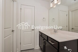 738 Elkins Dr in Lebanon, TN - Building Photo - Building Photo