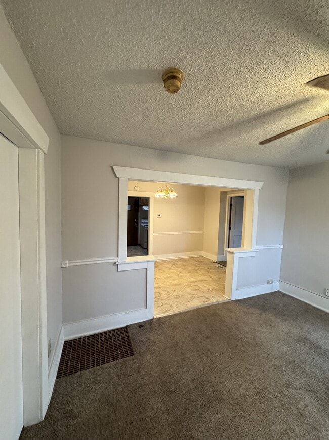 2508 SE Kentucky Ave in Topeka, KS - Building Photo - Building Photo