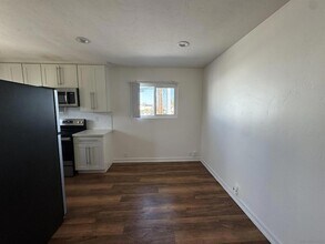 3222 Collier Ave in San Diego, CA - Foto de edificio - Building Photo