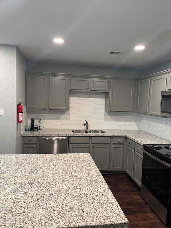 23243 High Pt St in Prairie View, TX - Building Photo - Building Photo
