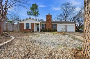 6200 Inspiration Point in Arlington, TX - Building Photo