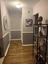 6 Lawrence Dr in White Plains, NY - Building Photo - Building Photo
