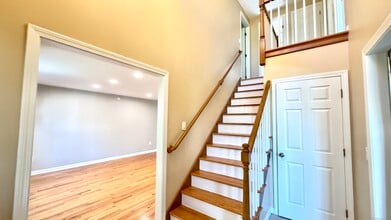 28 Walcott Green in South Windsor, CT - Building Photo - Building Photo
