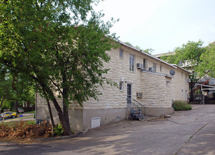 3202 Grooms St in Austin, TX - Building Photo - Building Photo