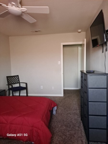 6101 Chalk Hollow Dr in Fort Worth, TX - Building Photo