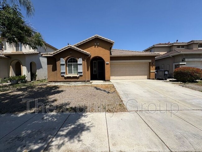property at 3042 W Delta Ave