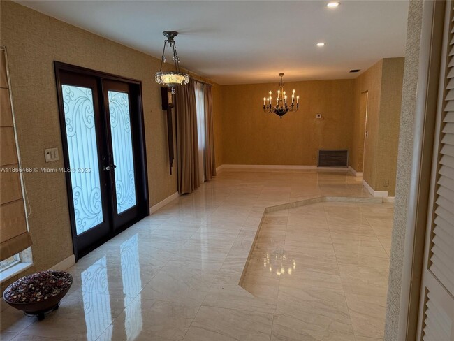 6651 SW 91 Ave in Miami, FL - Building Photo - Building Photo