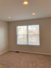 10072 Thornton Way in Huntley, IL - Building Photo - Building Photo