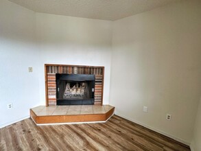 904 E 12th Ave in Anchorage, AK - Building Photo - Building Photo