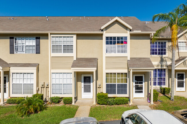 Townhomes Of Countryside Condo in Palm Harbor, FL - Building Photo - Building Photo