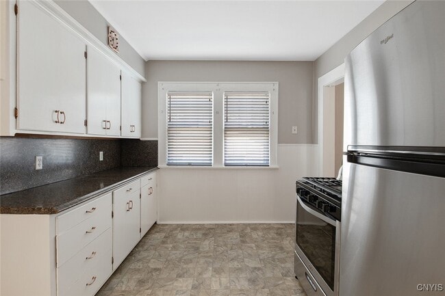 property at 965 Wadsworth St