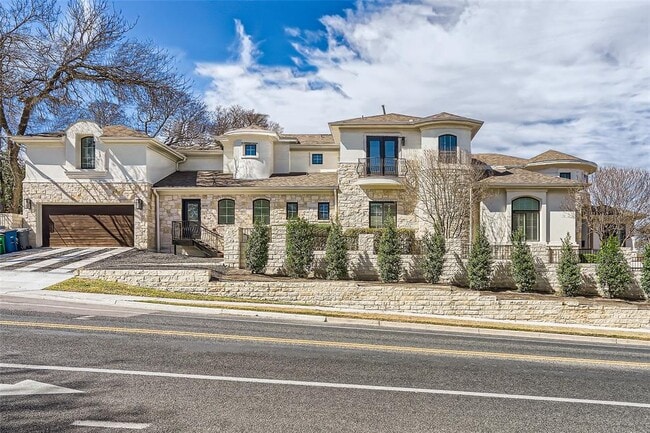 property at 2625 McCullough St