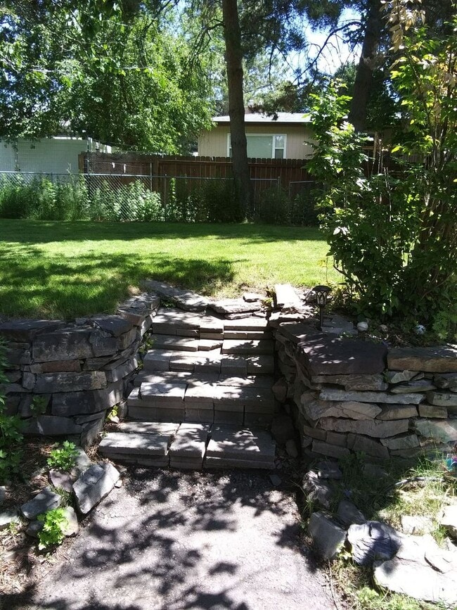 644 W Crestline Dr in Missoula, MT - Building Photo - Building Photo