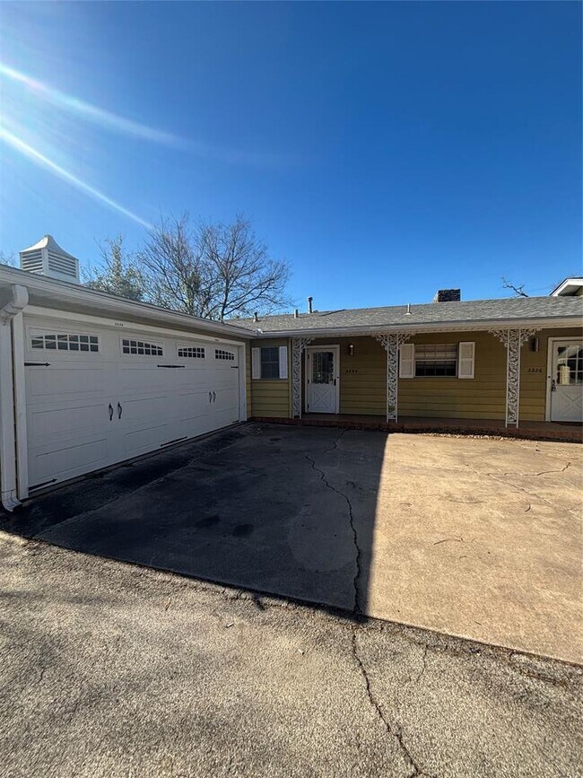 2324 Hartford Rd in Austin, TX - Building Photo - Building Photo