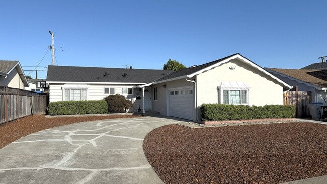 property at 1403 S Blaney Ave